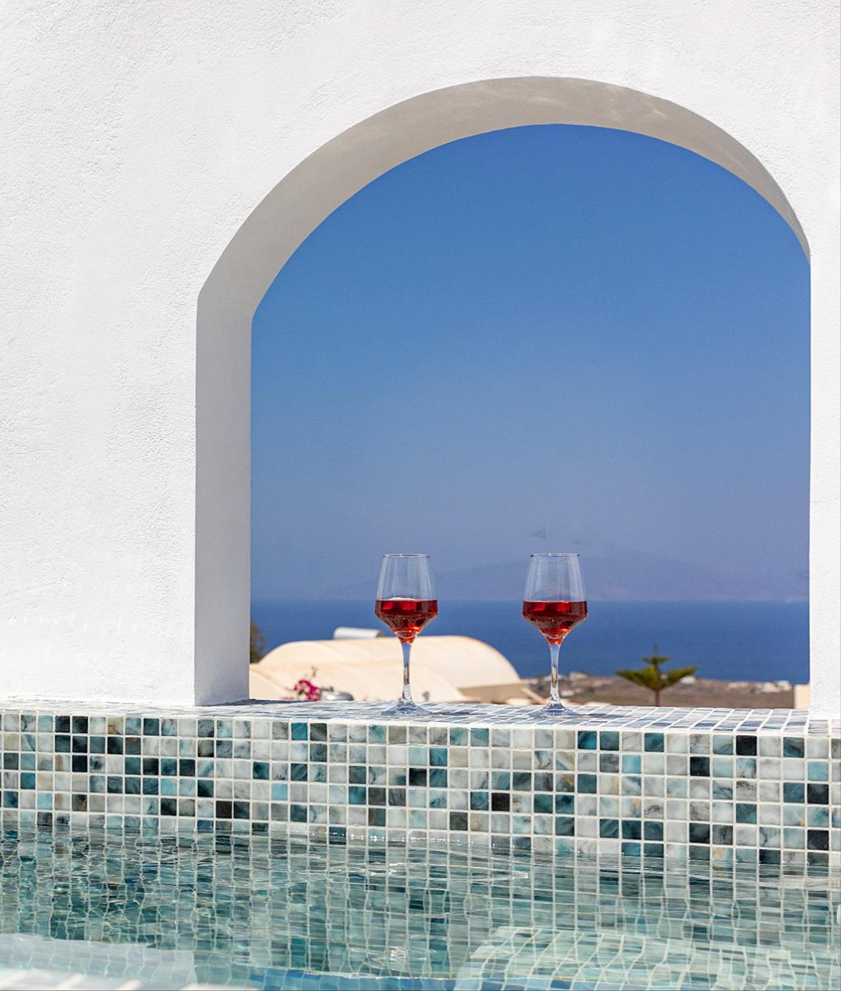 Theophrasti Suites Finikiá Kültér fotó
